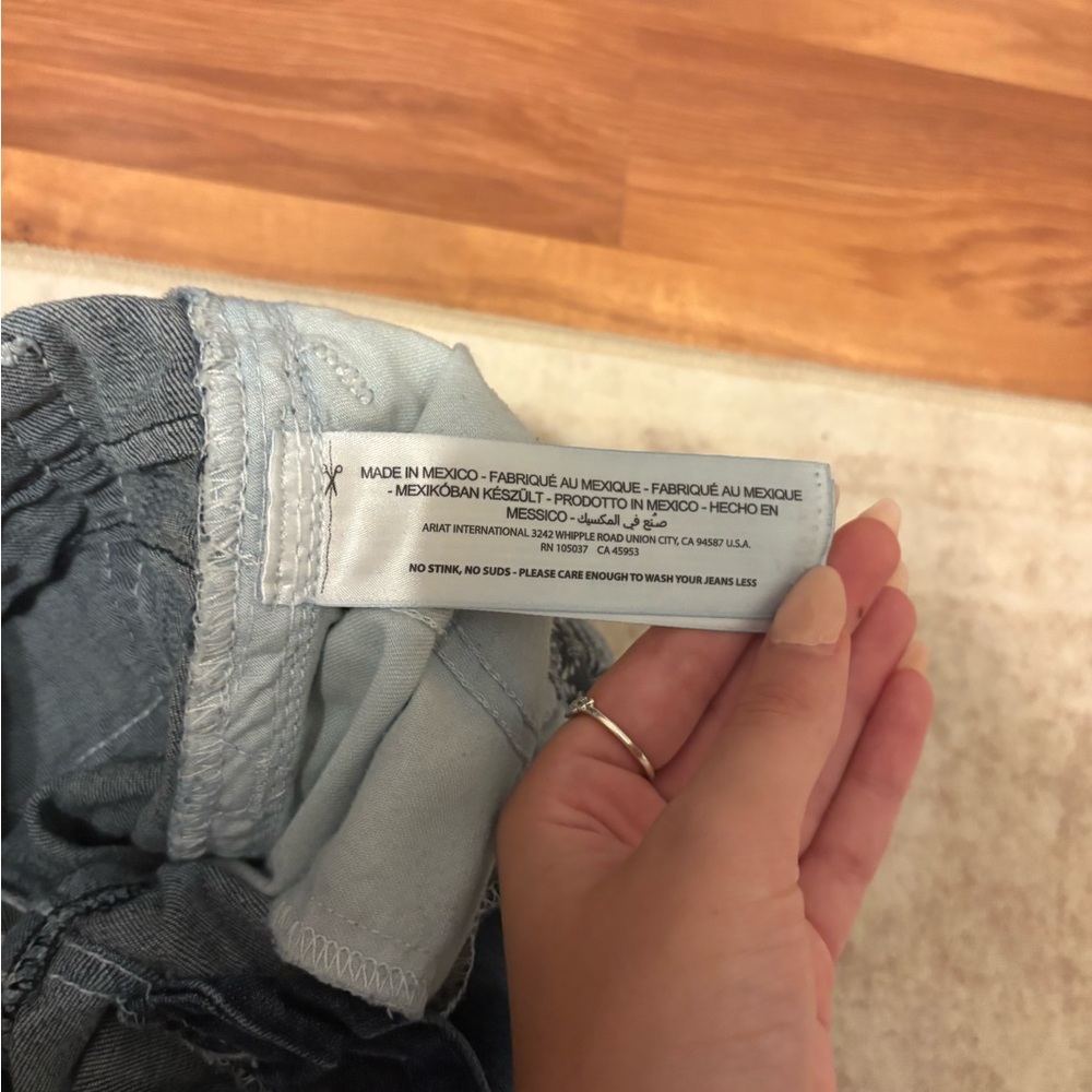 Women's Blue Ariat bootcut jeans - Picture 4 of 5